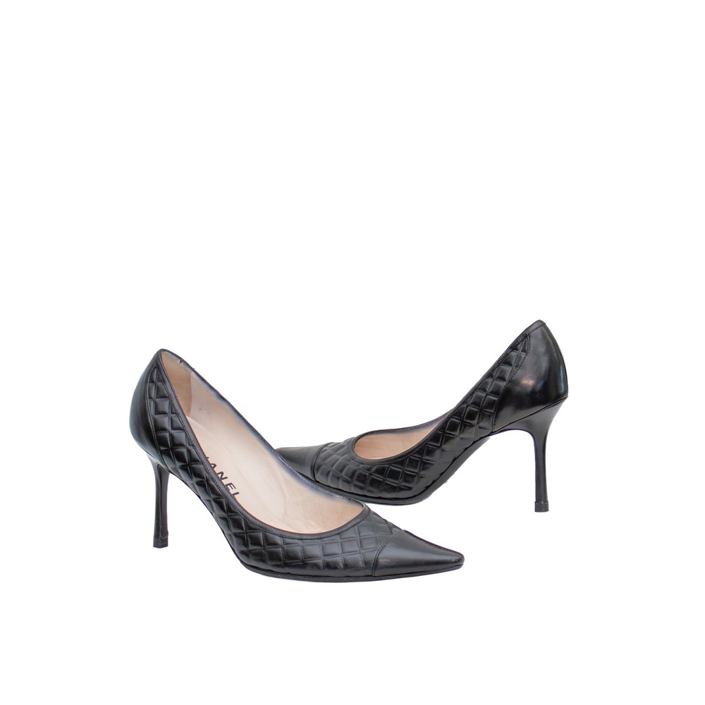 VTG CHANEL Black Quilted‎ Leather Pointed Toe Pumps Heels EU 37.5 US 7.5